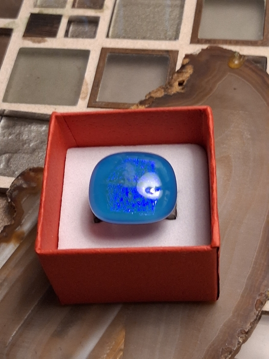 Jewelry - Iridescent Blue Glass Statement Ring